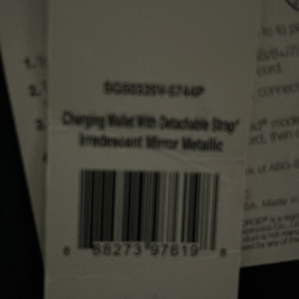 Adrienne Vittadini Charging Wallet - Picture 3 of 3
